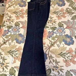 Dark Blue Jeans SPANXshape™ Original EveryWear
Flare Jeans